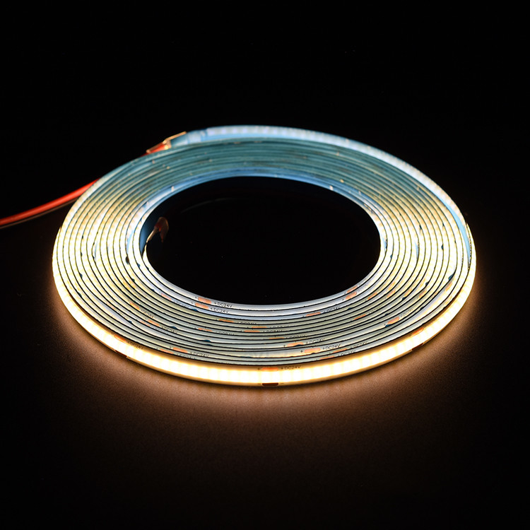 تراکم بالا بدون نقطه 480Leds انعطاف پذیر COB نوار نور COB نوار LED 5 متر / ریل 8MM 12V / 24V